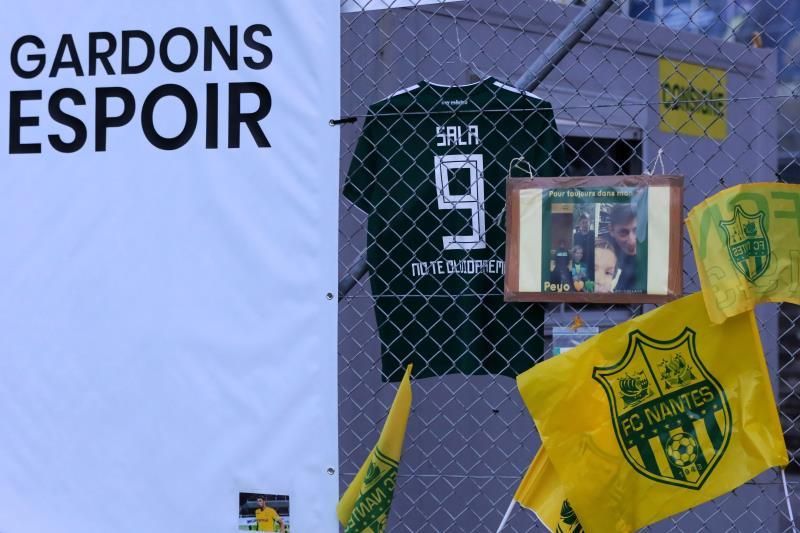 El fútbol francés rendirá homenaje a Emiliano Sala y el Nantes retira el "9"