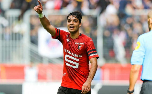 Clement Grenier: "El Betis está más acostumbrado a jugar en Europa, va a ser un partido difícil"