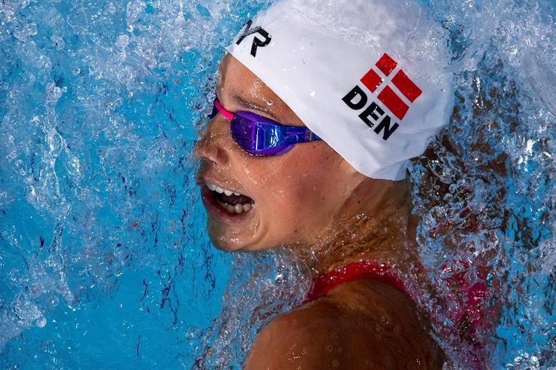 Pernille Blume, oro en los 50 libre en Río 2016, operada del corazón