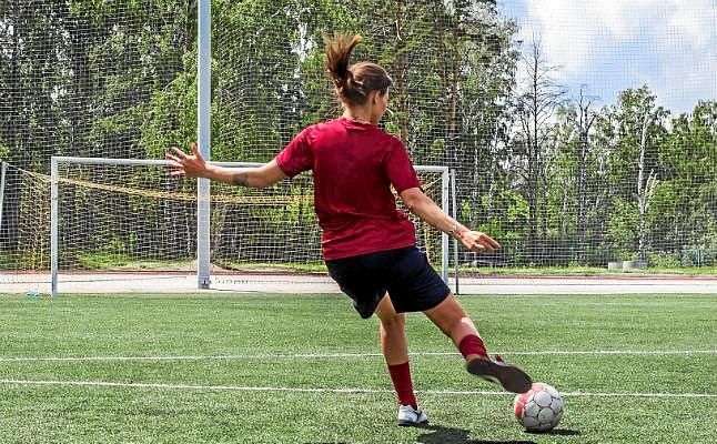 AFE presenta un protocolo de embarazo y maternidad que incluye el cuidado de los hijos durante los viajes