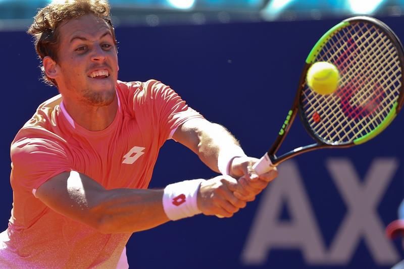 Carballés, Pella, Cecchinato y Munar avanzan a los cuartos en Buenos Aires