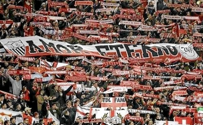 Pablo Machín jura "amor eterno" a la afición sevillista