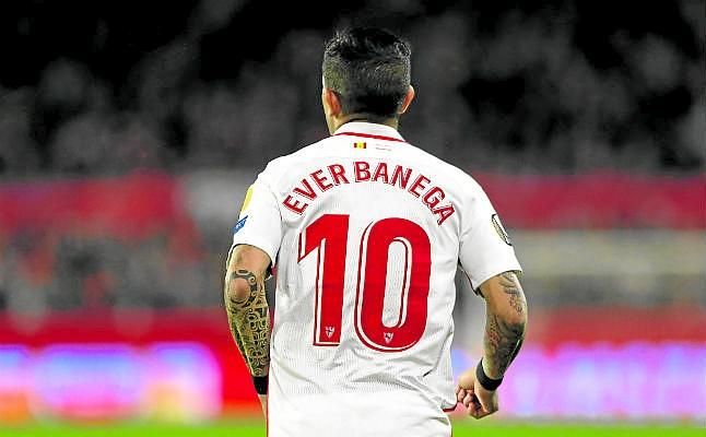 El Sevilla, con plan B y sin Éverdependencia
