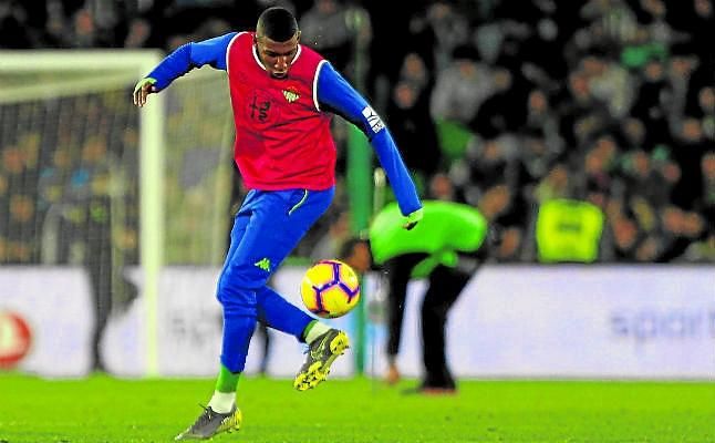 Emerson llama ya a la puerta