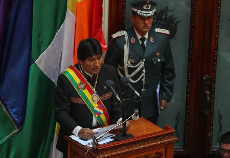 Evo Morales dice que Bolivia busca apoyo para ser subsede del Mundial de 2030