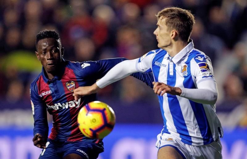 El Levante confirma el traspaso de Boateng al Dalian Yifang