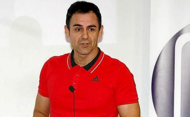 Velasco Carballo: "El VAR incrementa la polémica porque se le culpa de cosas en las que no tiene la culpa"