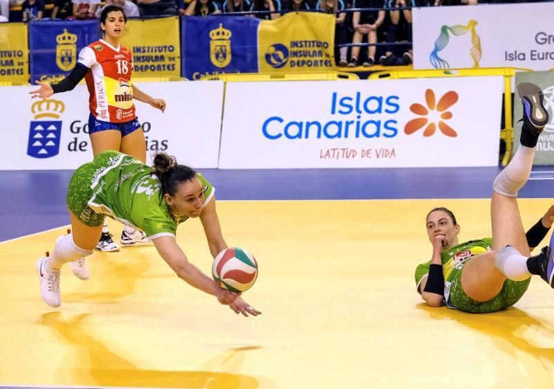 3-0. El Minis Arluy Logroño agranda su currículo a costa del Dimurol Libby's