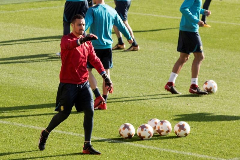 Asenjo: "El equipo ha mejorado mucho en defensa y esa es la línea"