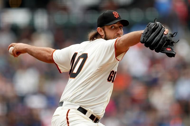 Bumgarner luce poco sólido en su debut, pero asegura que mejorará