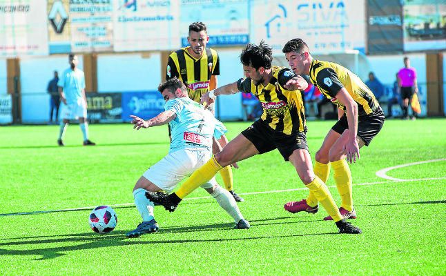 Resumen de la jornada 30 de los equipos sevillanos en Tercera