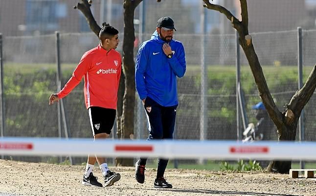 La duda de Machín, ¿con tres o con cuatro atrás?