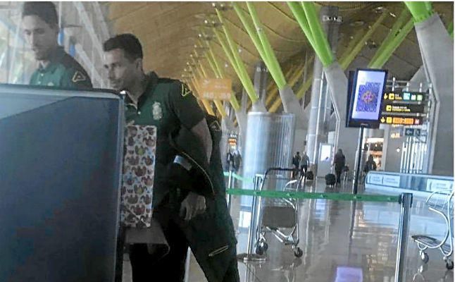 Rubén Castro y Fidel, tirados en Barajas