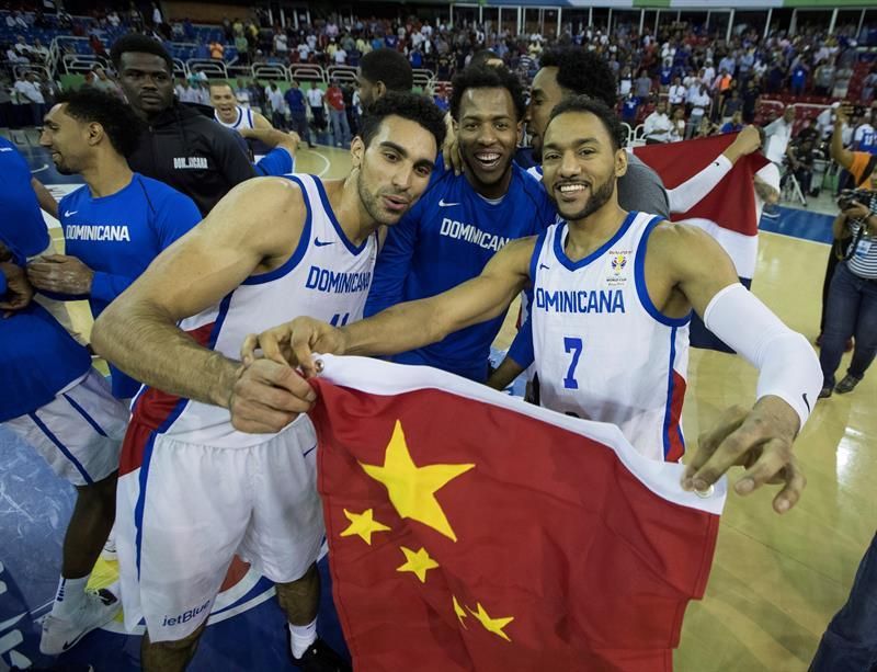 63-71 R.Dominicana cae ante Brasil, pero logra pase al Mundial de China