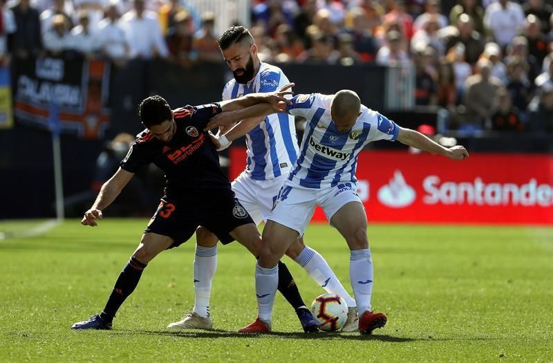 El Valencia ante tres choques clave en casa para sus tres competiciones