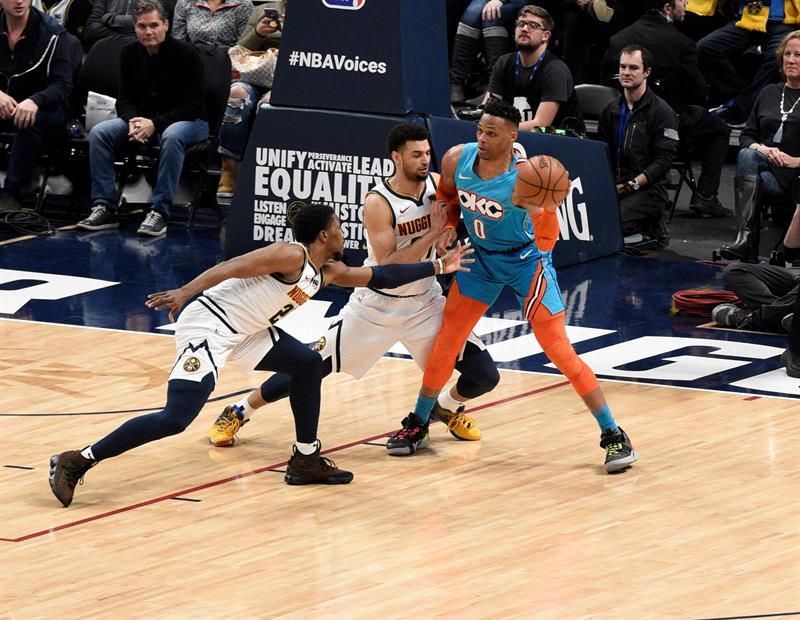 121-112. Jokic marca la diferencia en el triunfo de los Nuggets