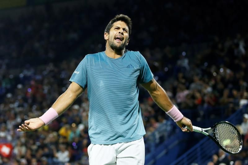 Federer necesita tres sets para doblegar a Verdasco