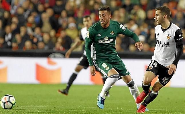 Gayà asegura que el Valencia sabe cómo hacer daño al Betis