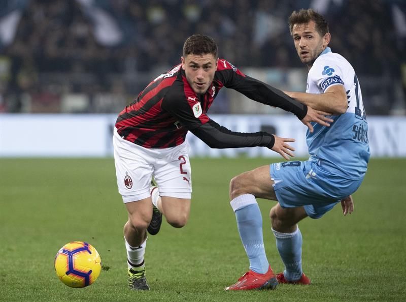 Lazio y Milan empatan 0-0 y se jugarán el pase a la final en San Siro