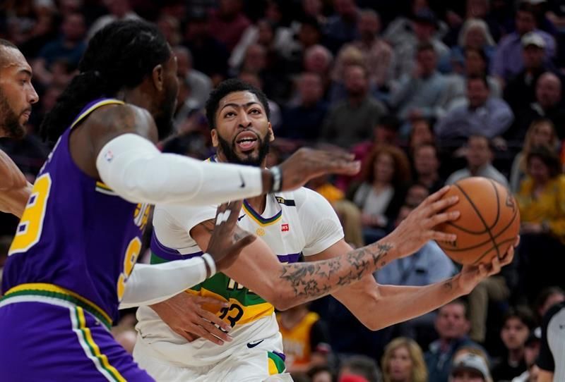 Derrotas de los líderes Bucks y Nuggets; Clippers ganan duelo a Lakers