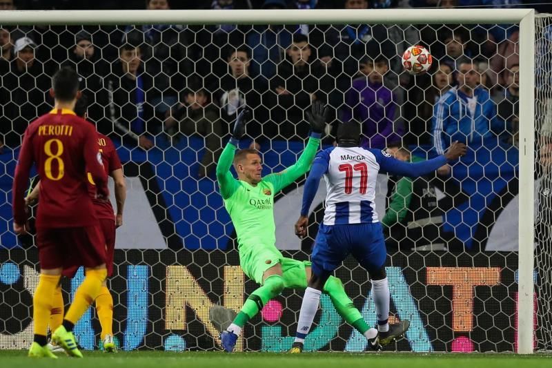 3-1. Un penalti en la prórroga da el pase al Oporto de Casillas