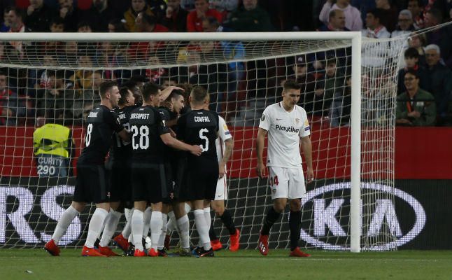 Sevilla 2-2 Slavia de Praga: Engullido por su espiral negativa