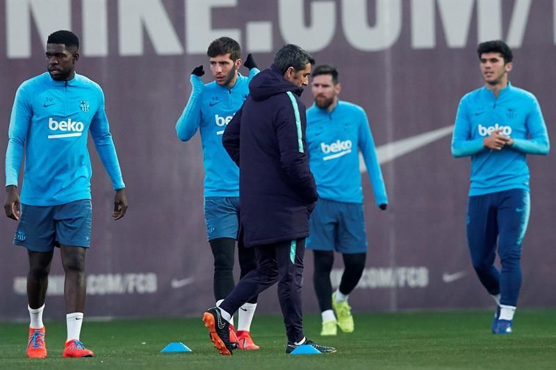 Primer entrenamiento para preparar el choque ante el Lyon sin Dembélé