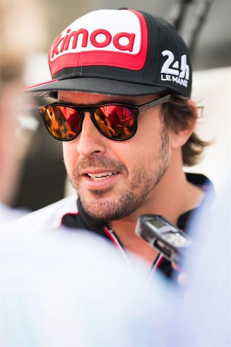 Alonso: "Lógicamente, siento especial interés por Sainz y por McLaren"