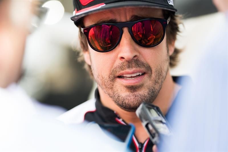 'Pechito' López dominó los libres; el coche de Alonso, a dos décimas