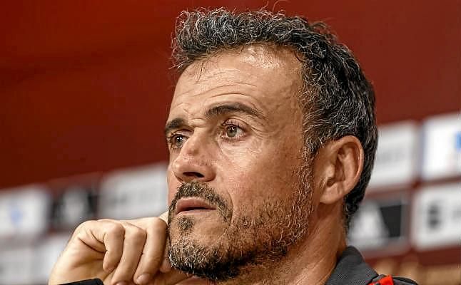 Luis Enrique elogia el nivel de Canales y Jesús Navas