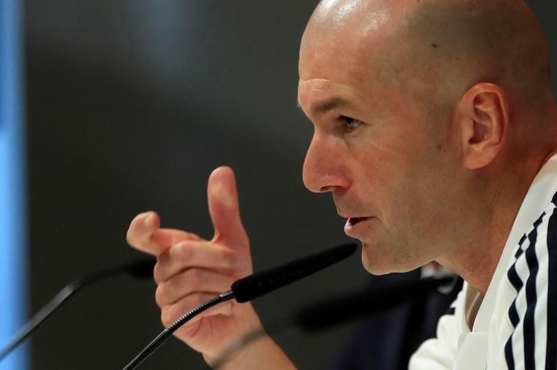 Zidane da el visto bueno a Militao: "Es muy bueno y con futuro"