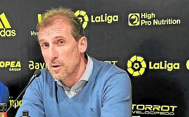 Óscar Arias: "Aprendí mucho en el Sevilla"