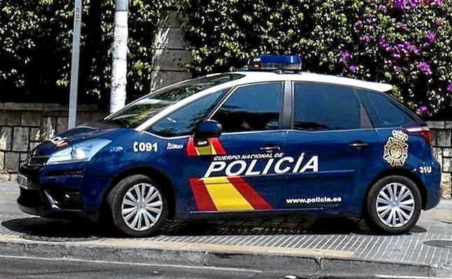 Detenido un hombre en la capital acusado de acosar sexualmente de cuatro menores por Internet