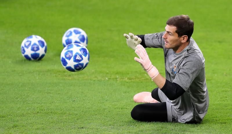 El Oporto anuncia oficialmente la renovación de Iker Casillas
