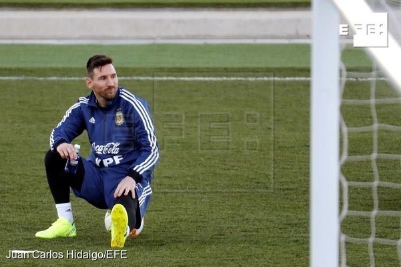 Tagliafico: "Estaba seguro de que Messi iba a volver a la selección"