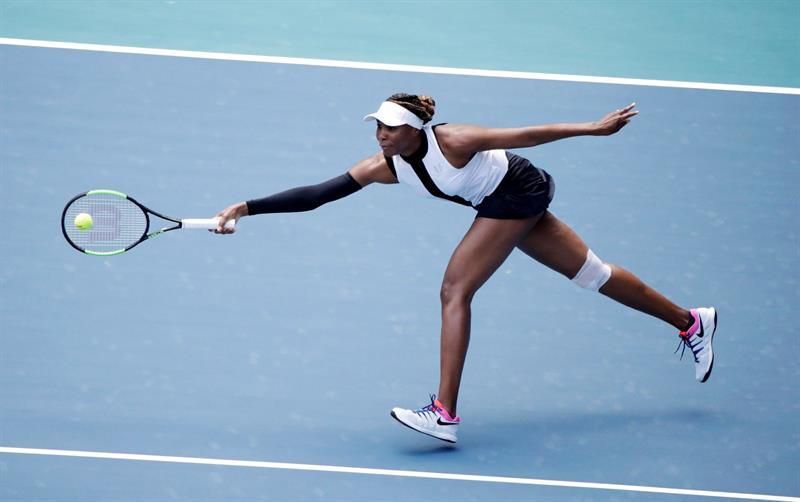 Venus Williams elimina a Súarez-Navarro y Andreescu, a Kenin