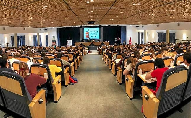 La Fundación Coca-Cola reúne a 2.296 jóvenes andaluces en su concurso de relato corto