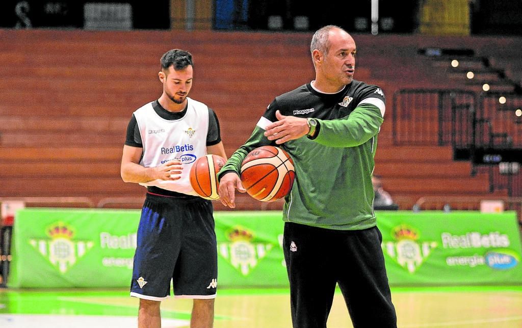 Betis-Granada: El ascenso virtual pasa por ganar en casa