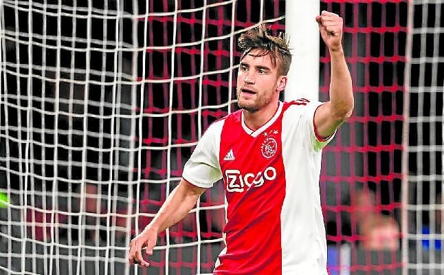 El Ajax se forra con Tagliafico