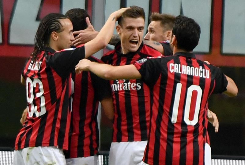 El Milan sigue atascado y ve peligrar la cuarta plaza