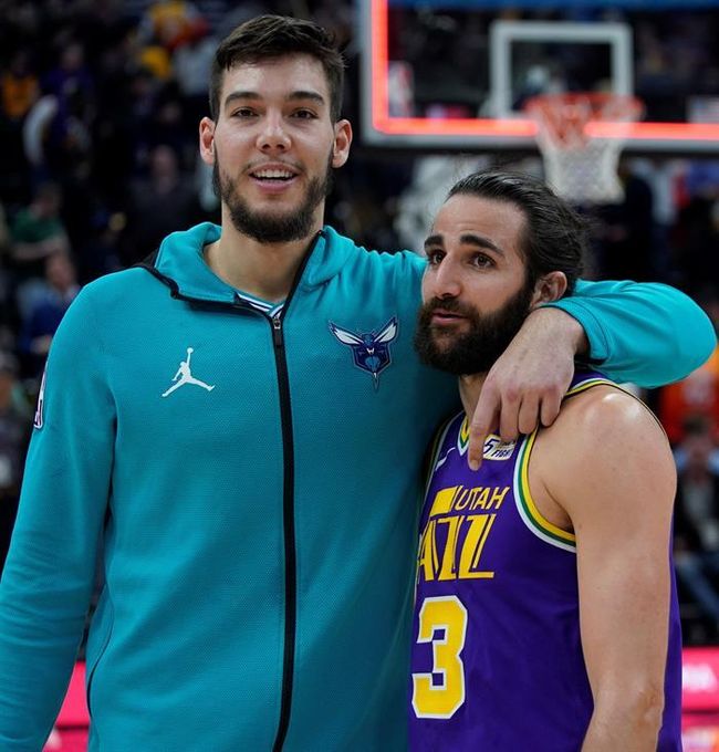 Rubio aporta un doble-doble ante un gran Willy; Ibaka, clave con los Raptors