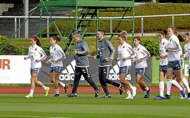 Brasil e Inglaterra para la puesta a punto de la selección española femenina