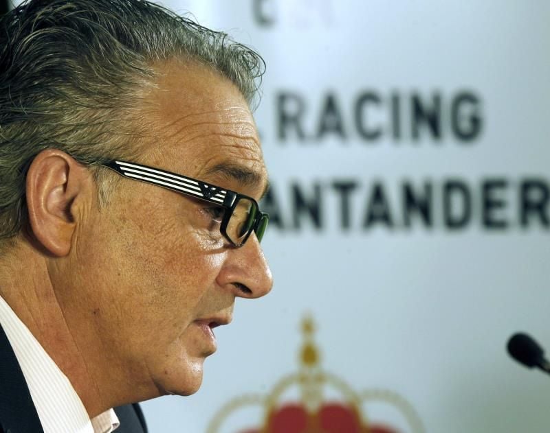 Condenan a 3 años y medio al expresidente del Racing por "fraudulenta" gestión