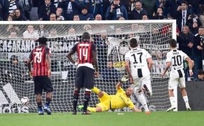 Kean hunde al Milan y acerca la fiesta 'Scudetto' del Juventus