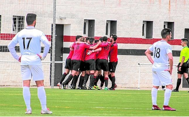 Resumen de los equipos sevillanos en Tercera División en la jornada 37