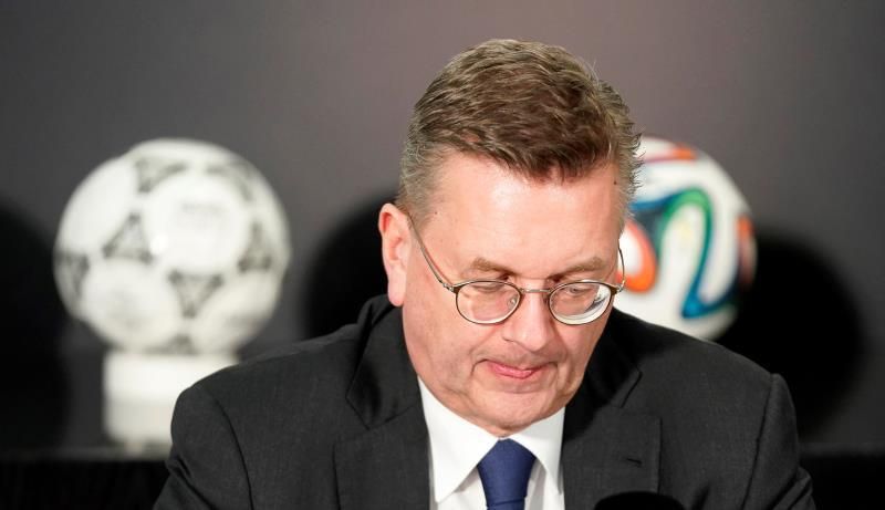 Dimite el vicepresidente de la UEFA tras un escándalo por pagos indebidos