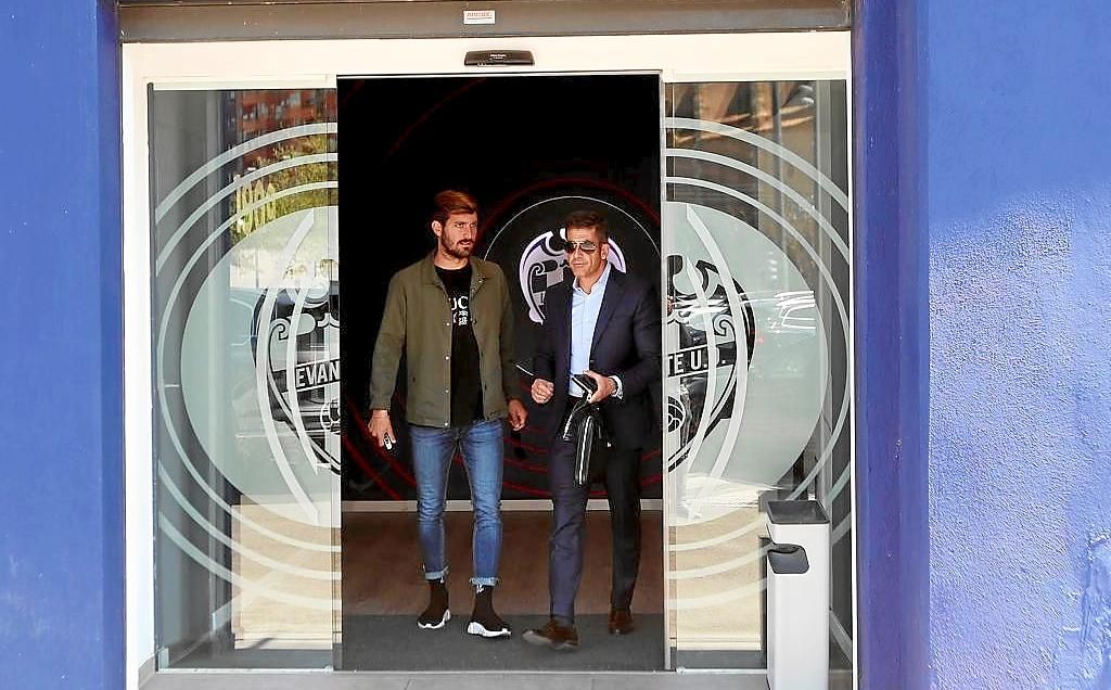 El Levante cierra la renovación de José Campaña hasta 2023