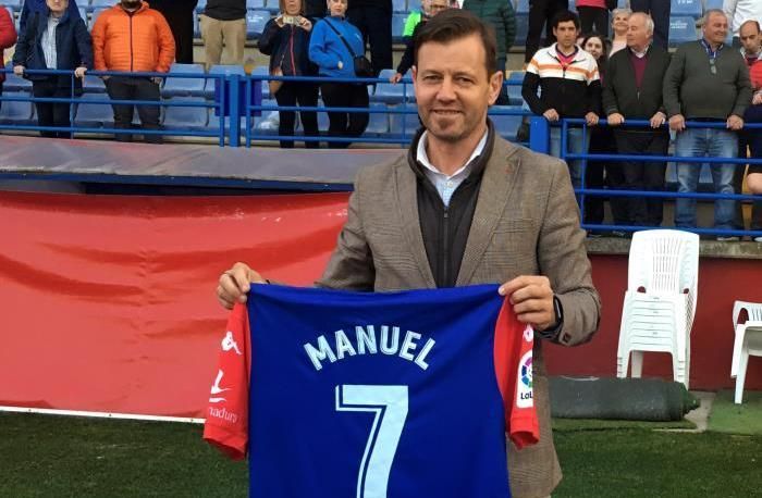 Manuel Mosquera, la "cláusula del miedo" no llega al banquillo