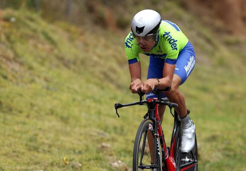 El colombiano Vargas gana etapa contrarreloj y lidera la Vuelta a Uruguay