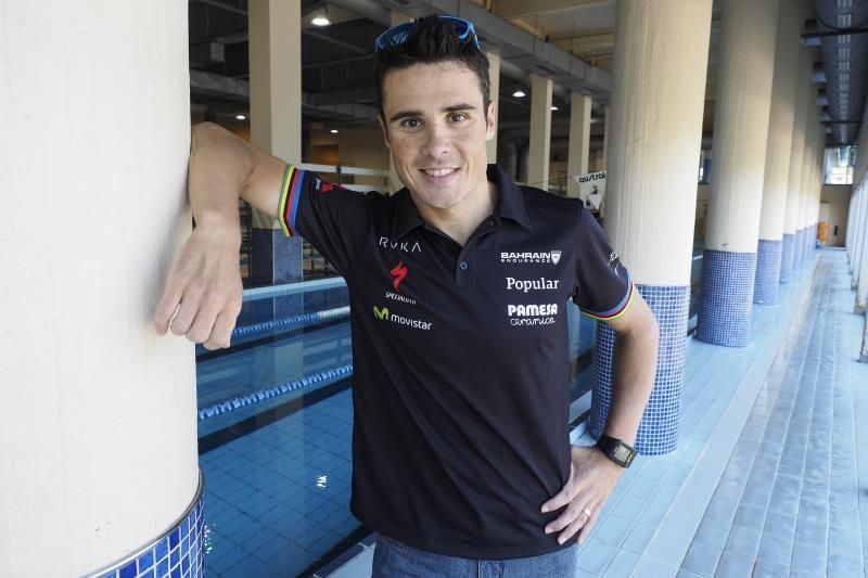 Gómez Noya: "Ya voté; si no votas, luego no te puedes quejar"